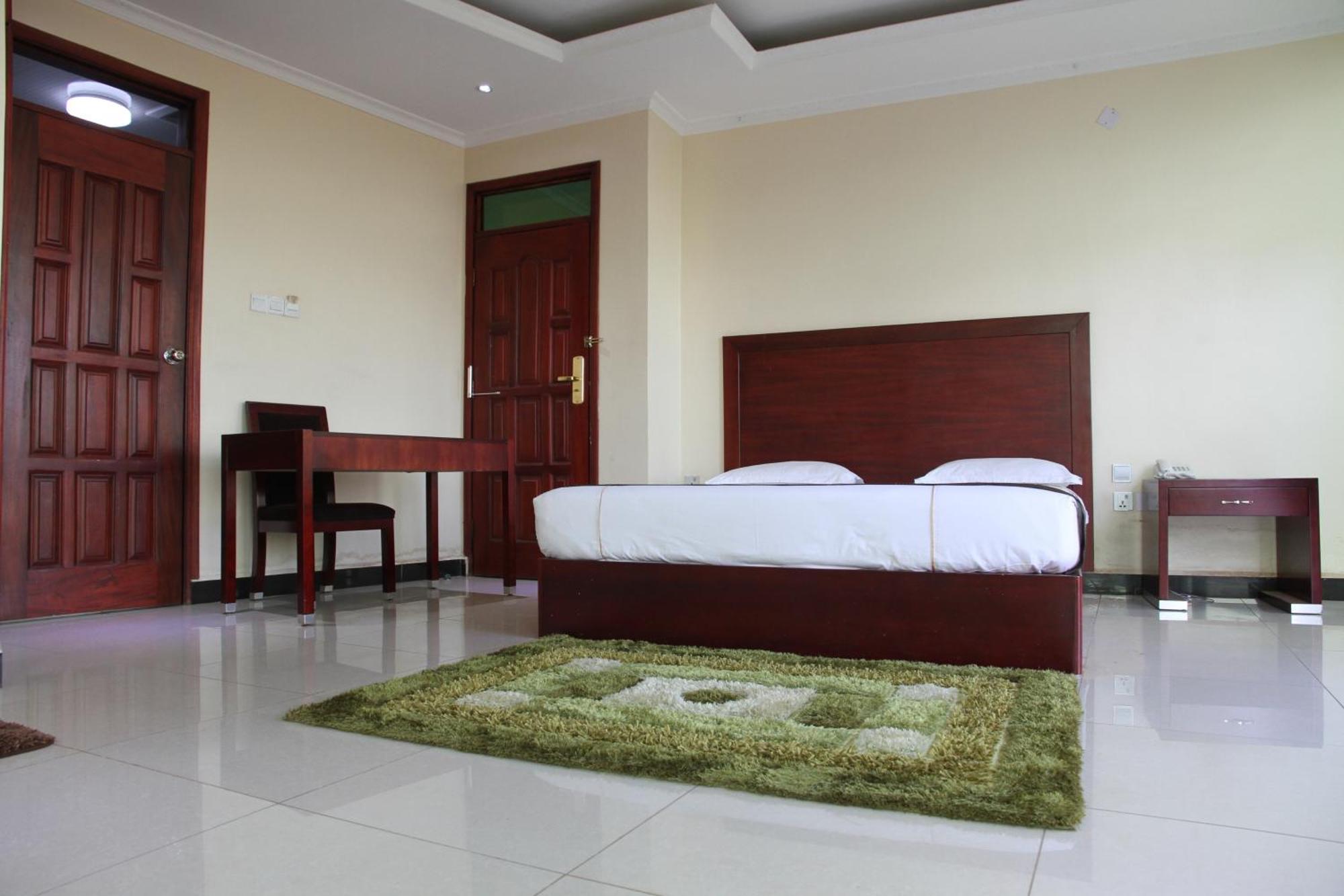 Namayiba Park Hotel Kampala Phòng bức ảnh