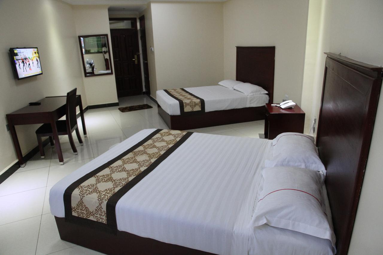 Namayiba Park Hotel Kampala Ngoại thất bức ảnh