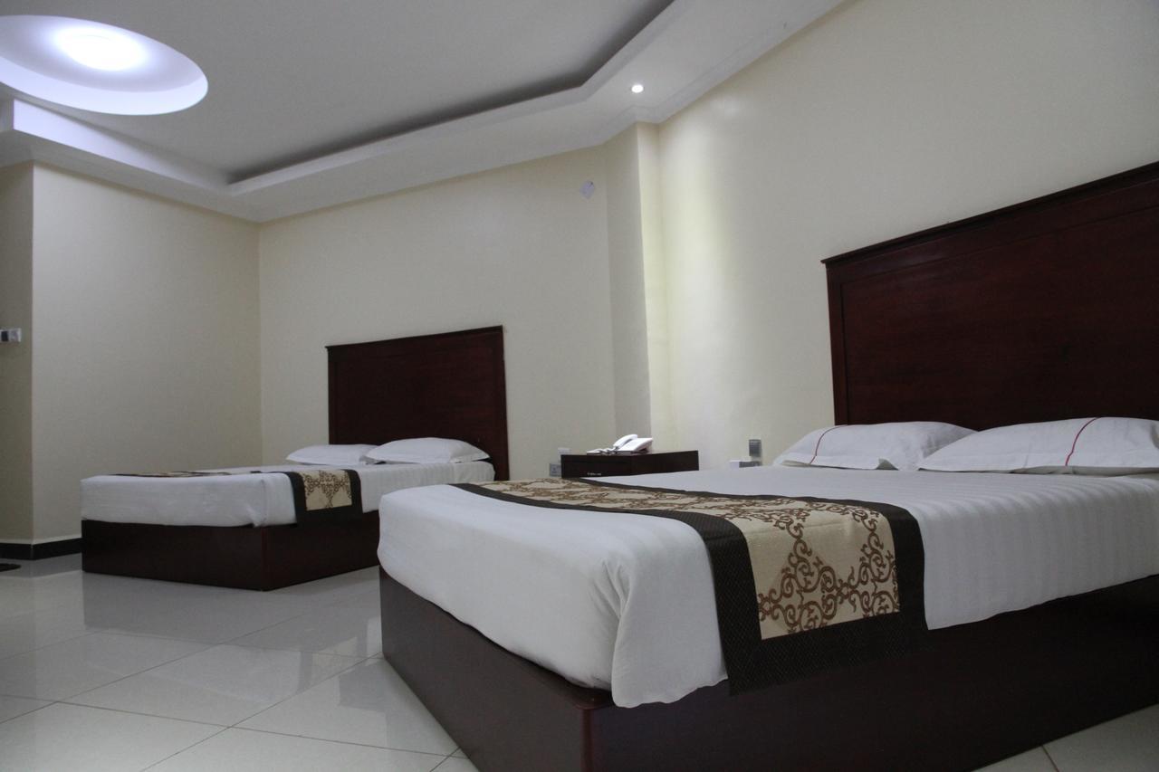 Namayiba Park Hotel Kampala Ngoại thất bức ảnh